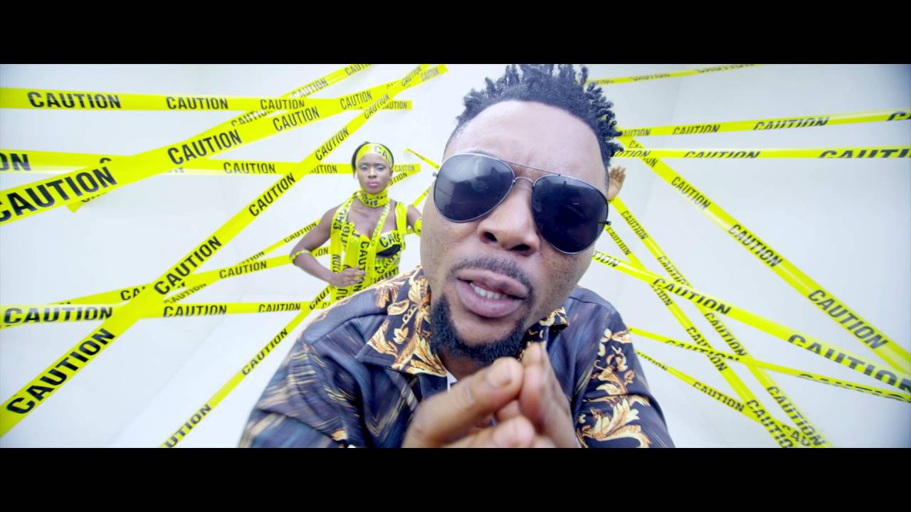 VIDEO: Oritsefemi ft Reekado Banks – Mr. GOMINA